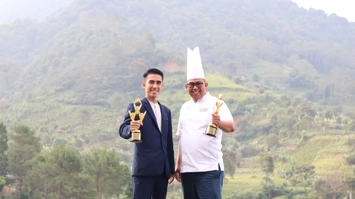 GRAND ASTON PUNCAK THE WINNER BLACK BOX