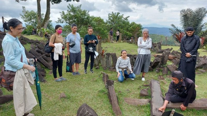 Gunung Padang Pikat Wisatawan