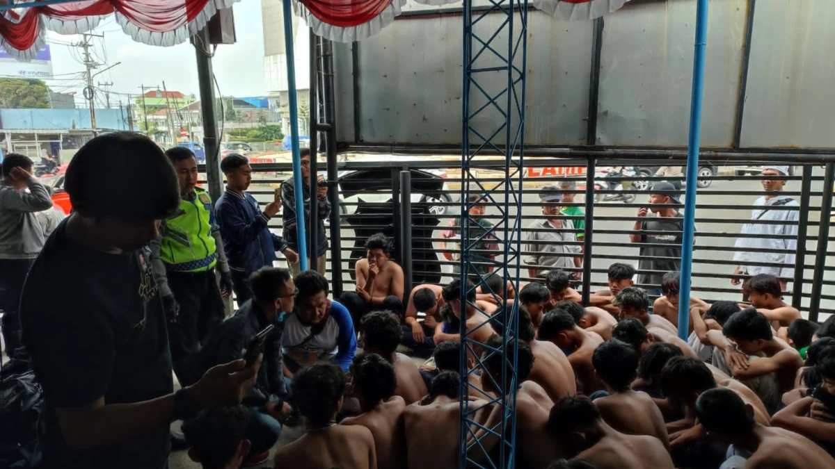 Siswa tawuran ditangkap polisi