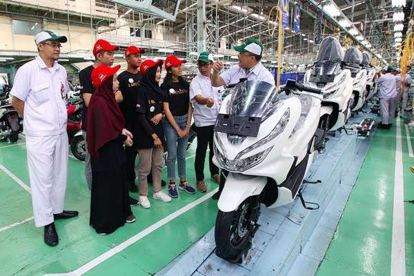 Catat! Perbedaan Honda Pcx 160cc dan 175cc