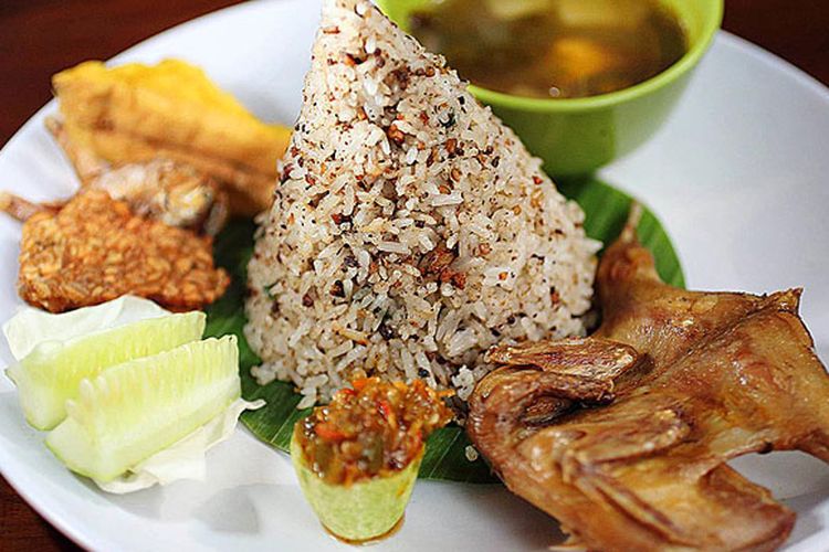 Resep Nasi Tutug Oncom, Menu Khas Sunda Nikmat dan Lezat