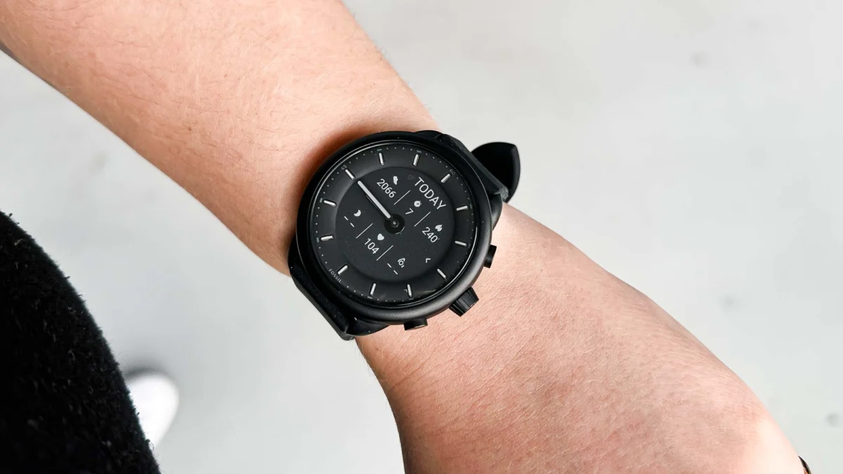 Fossil Gen 6 Hybrid Wellness Edition