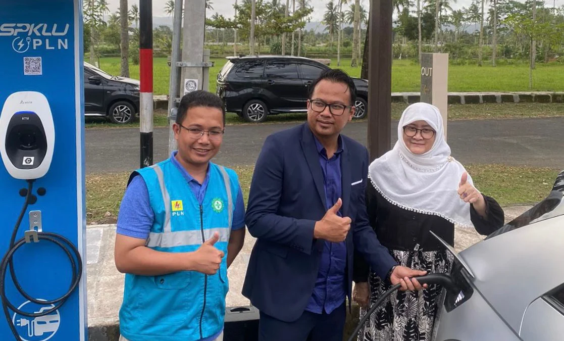 Dukung Green Tourism PLN Hadirkan SPKLU Pertama di Kawasan Wisata Pangandaran