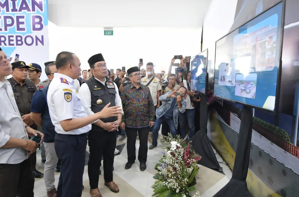 Gubernur Ridwan Kamil Resmikan Terminal Tipe B Ciledug di Kabupaten Cirebon