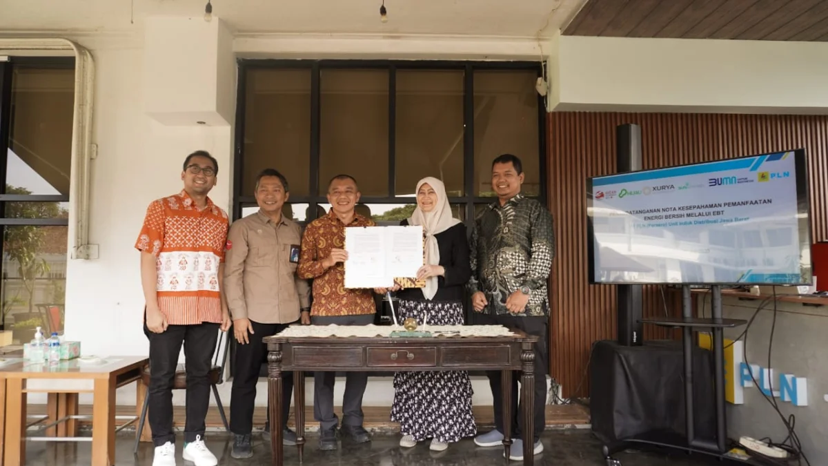 Terus Galakkan Transisi Energi, PLN Tanda Tangani MoU Dengan Pengembang Proyek Energi Surya