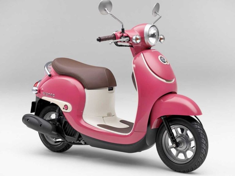 Scoopy Trend Barbie