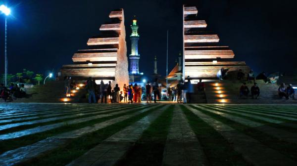 Wisata Cirebon alun-alun