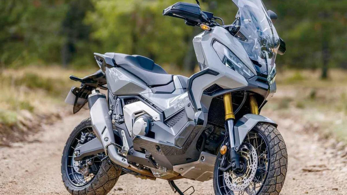 Honda X-ADV 750, Skuter Matic dengan Gaya Streetfighter