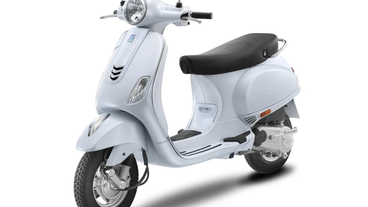 Review Vespa LX 125 I-GET 2023