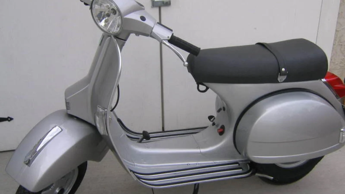 Vespa PX 150 dilelang di Samarinda