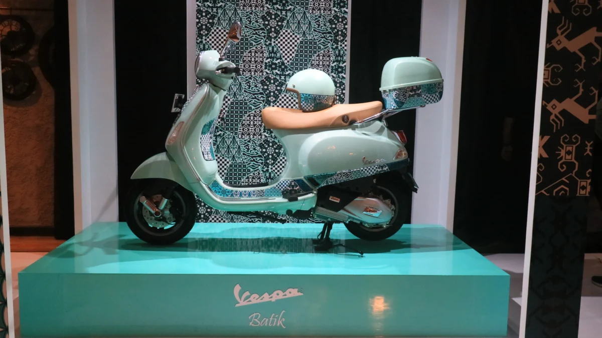 jenis batik vespa