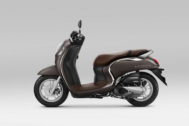 Deretan Model Skutik Honda Scoopy Terbaik, September 2023!