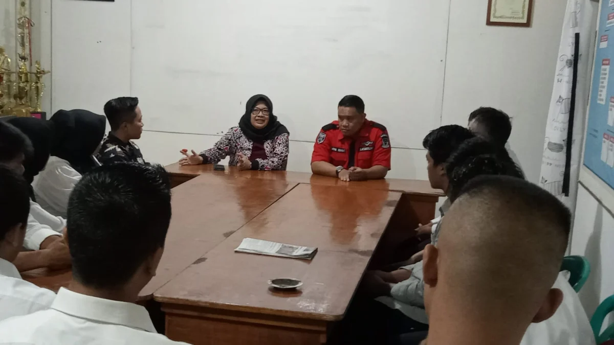 Jaga Keamanan dan Kenyamanan, UPTD Pasar Cipanas Cianjur Rekrut Personel Keamanan