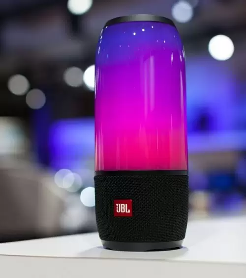 Speaker RGB Keren