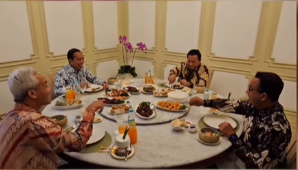 Jokowi Makan Bearsama Capres