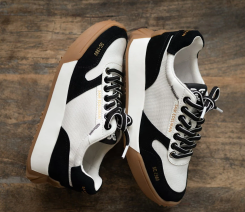 Rekomendasi Sneakers untuk kerja terbaik dan ternyaman