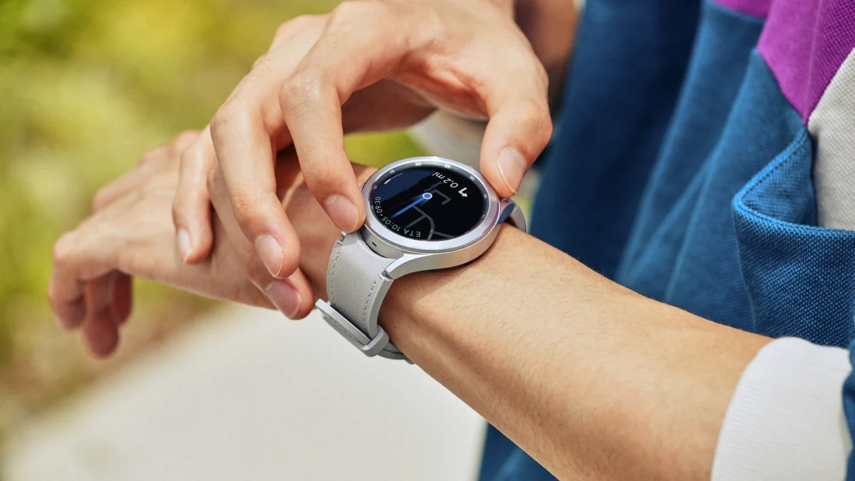 Samsung Galaxy Watch4 Classic, Smartwatch Terbaik dengan Harga Murah