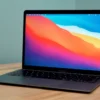 Macbook Air fotoby:M1(Engadget)