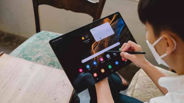 Daftar Tablet Terbaik