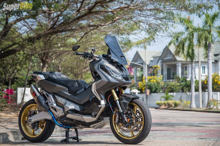 Honda X-ADV 750, Skuter Matic Dengan Bodi yang Ringan