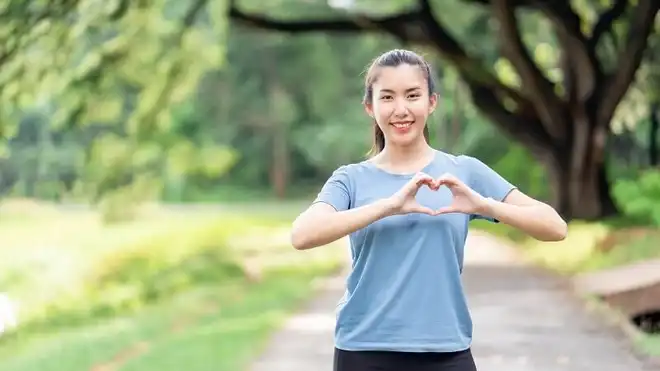 6 Manfaat Minum Air Hangat Agar Jantung Lebih Sehat