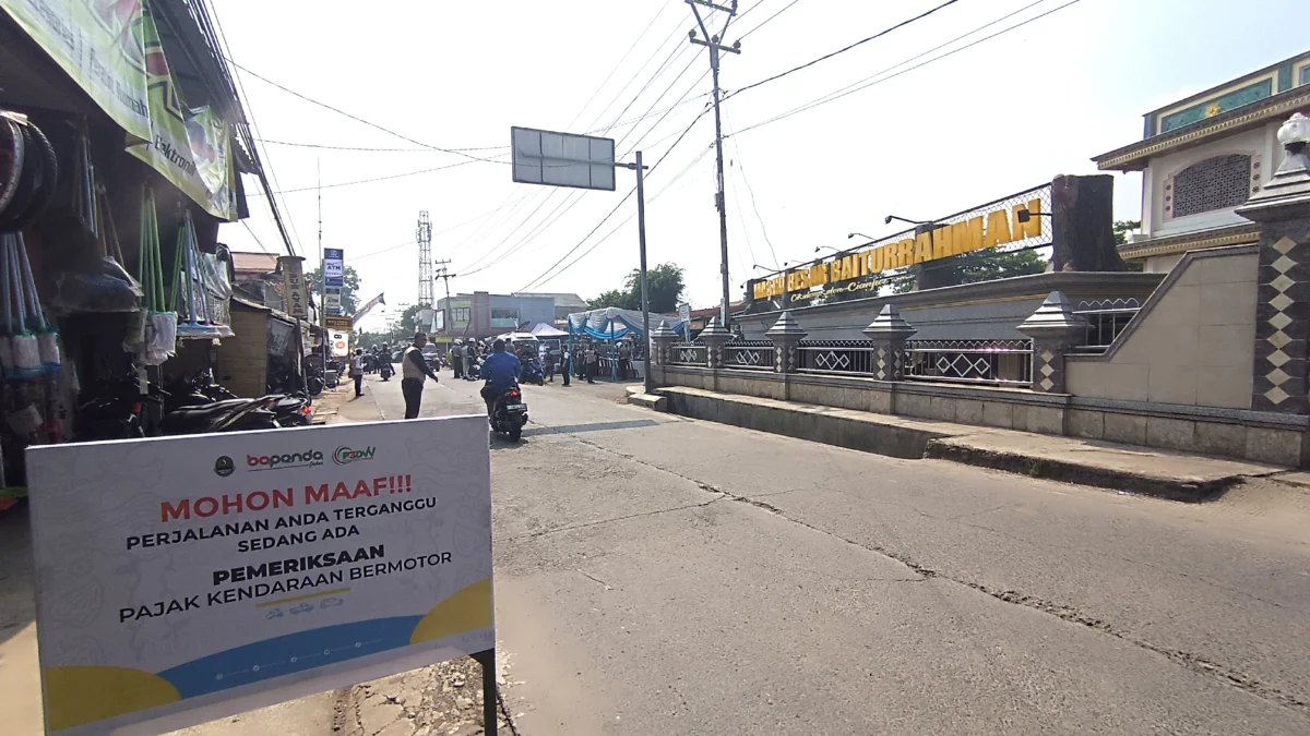 Ingatkan Warga Taat Bayar Pajak, P3DW Cianjur Gelar Operasi Pajak Kendaraan Bermotor di Cikalongkulon