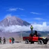 4 Wisata Favorit di Pulau Jawa, Ada Candi Prambanan