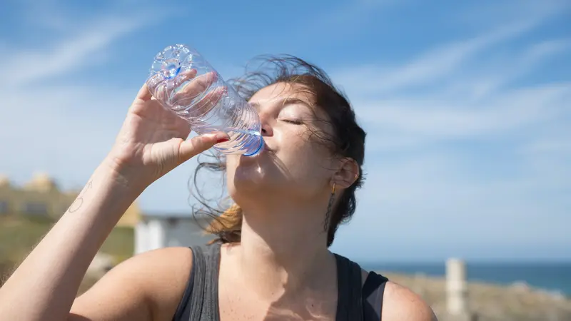 7 Minuman yang Cocok dikonsumsi Setelah Berolahraga, Air Putih Hingga Air Kelapa