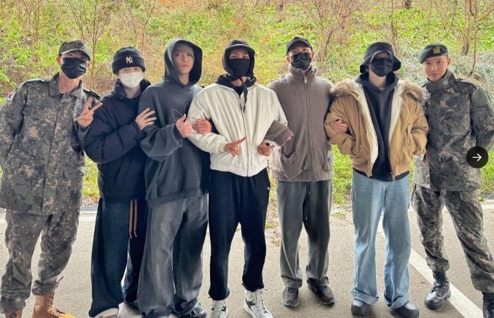 RM dan V BTS Daftar Wamil, Jimin dan Jungkook Menyusul!