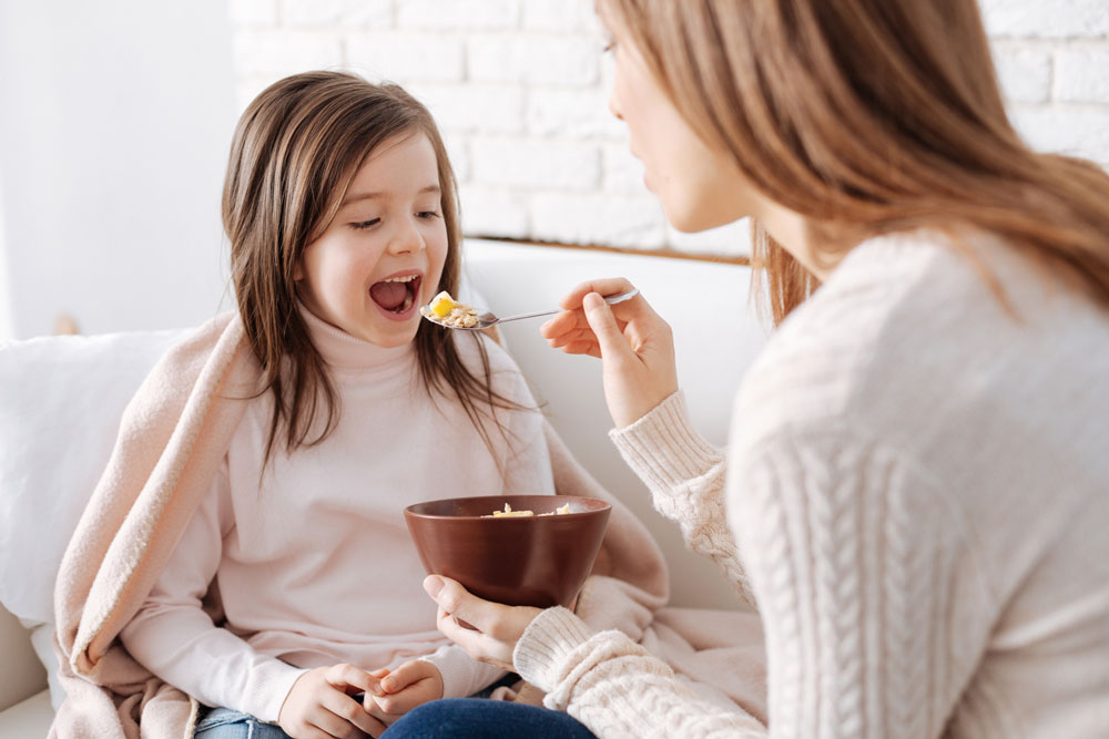 Anak Makan Lahap