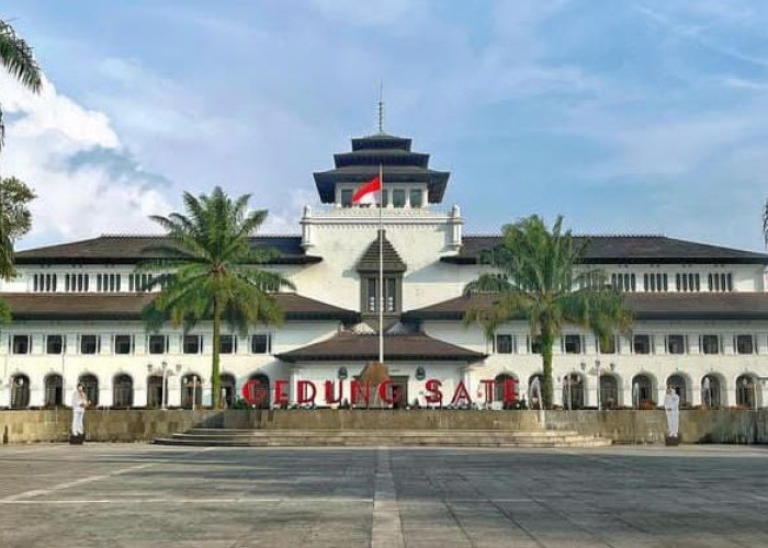 5 Tempat Wisata Dekat Stasiun Bandung, dari Jalan Braga Hingga Gedung Sate