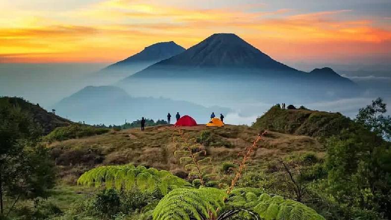 5 Gunung Favorit Para Pendaki di Jawa Barat, Menyuguhkan Keindahan yang Luar Biasa