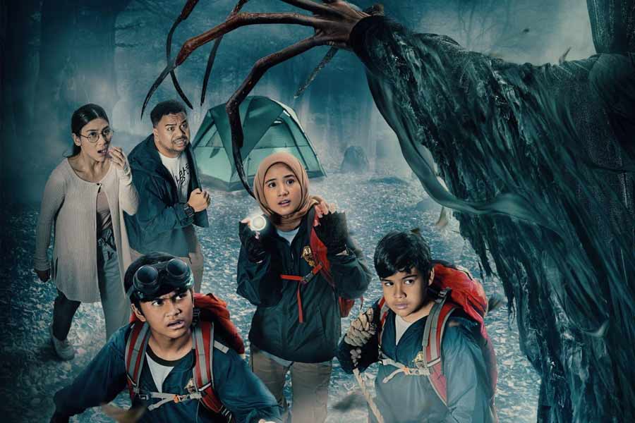 Alasan Mengapa Harus Menonton Film Petualangan Anak Penangkap Hantu