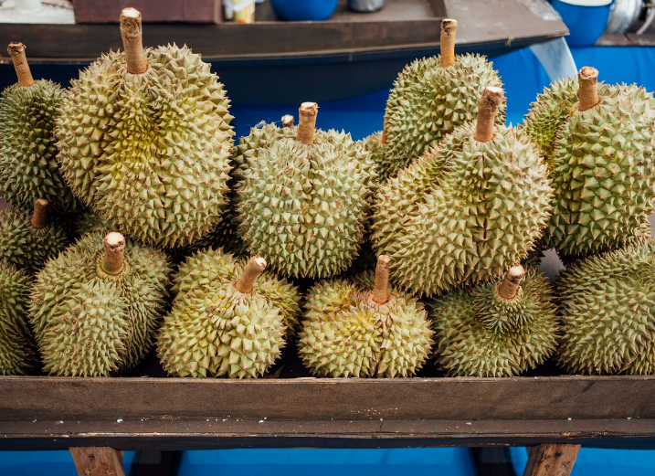 Durian Tidak Boleh Dimakan Bersama 5 Makanan Ini