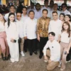 Foto Jokowi Prabowo Bersama Artis Viral