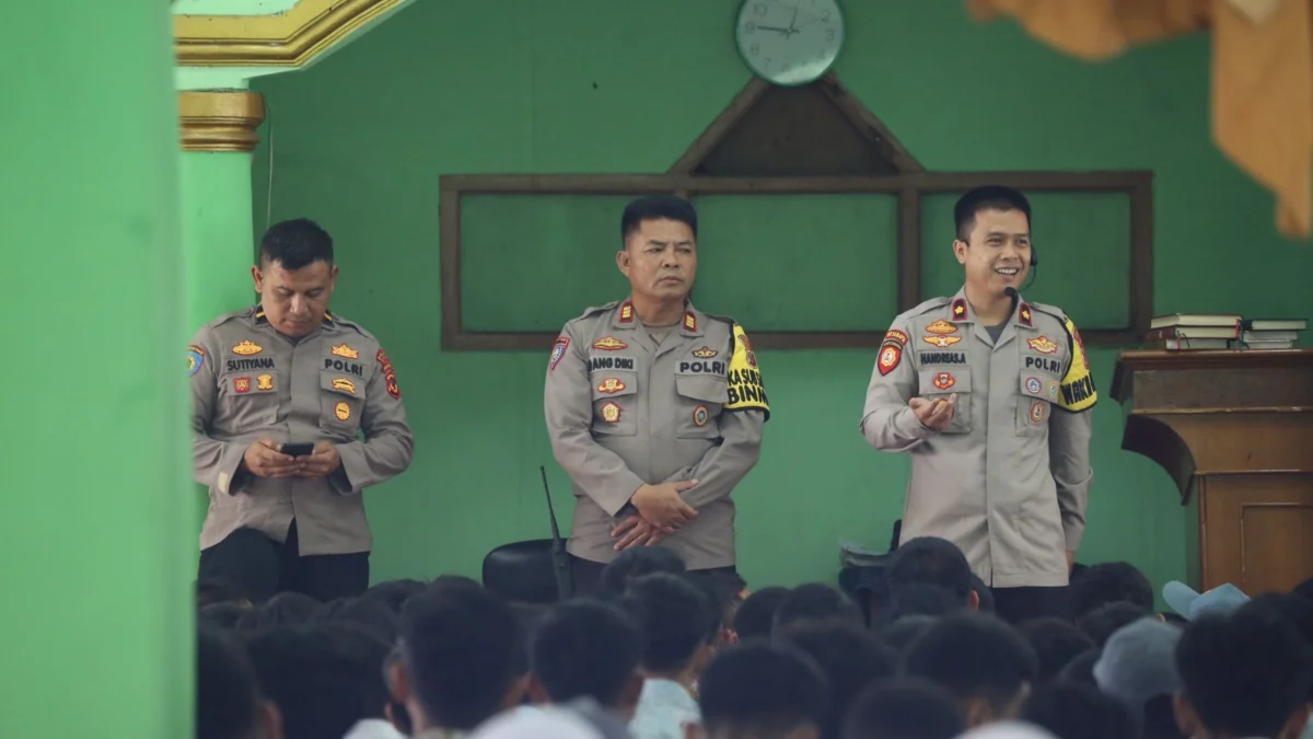 Polres Cianjur Sosialisasi Larangan Penggunaan Knalpot Brong di Sekolah