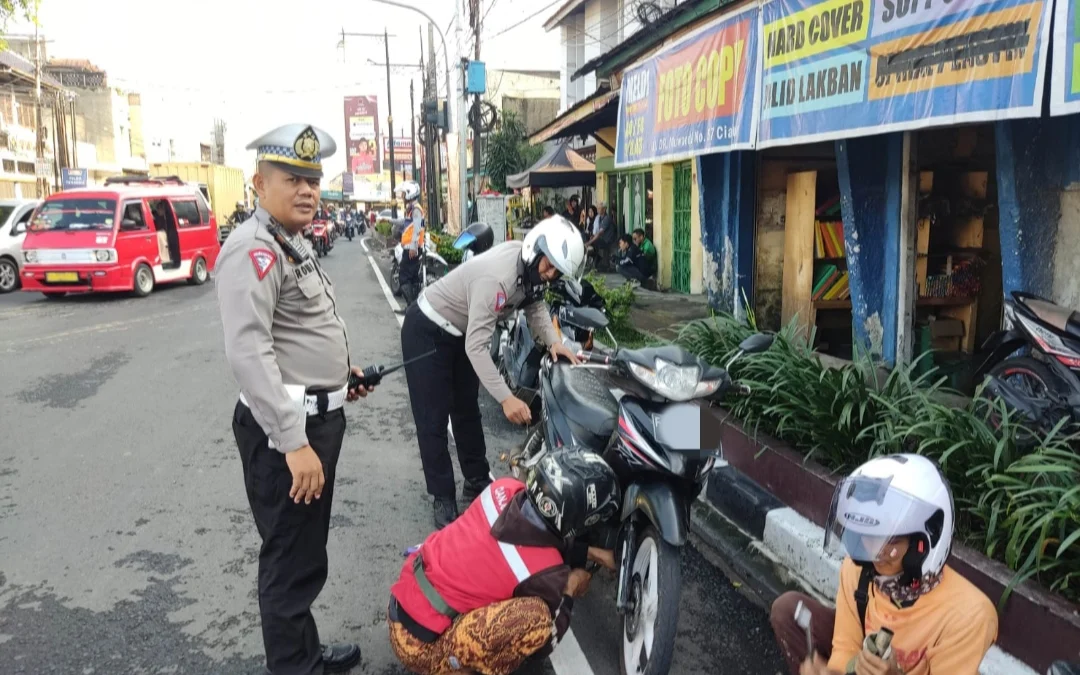 Banyak Keluhan dari Warga, Satlantas Polres Cianjur Gelar Razia Knalpot Brong