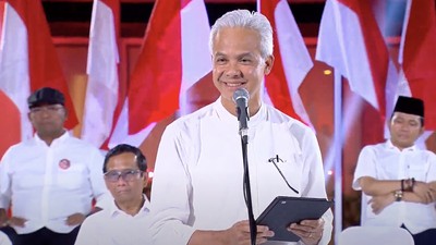 Ganjar Pranowo Janjikan Sekolah Gratis 12 Tahun Jika Menang Pilpres 2024