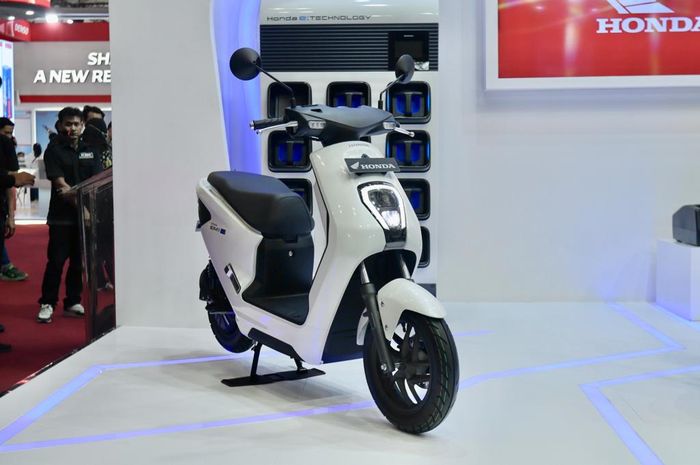 Fitur Modern Honda EM1 e