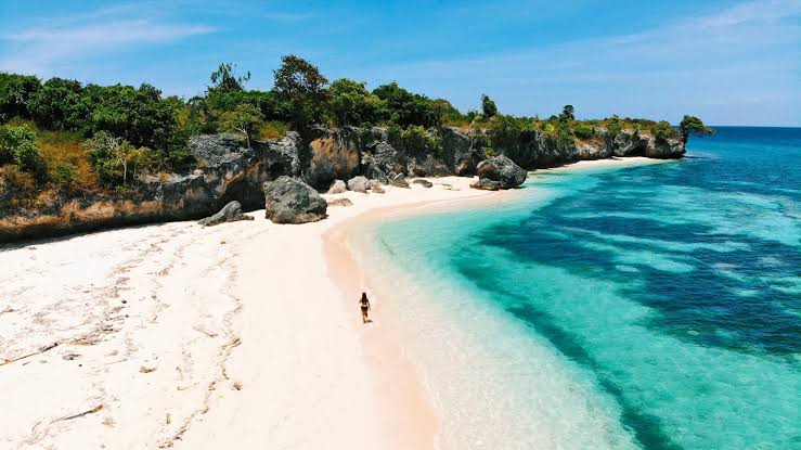 Pantai Terindah di Indonesia