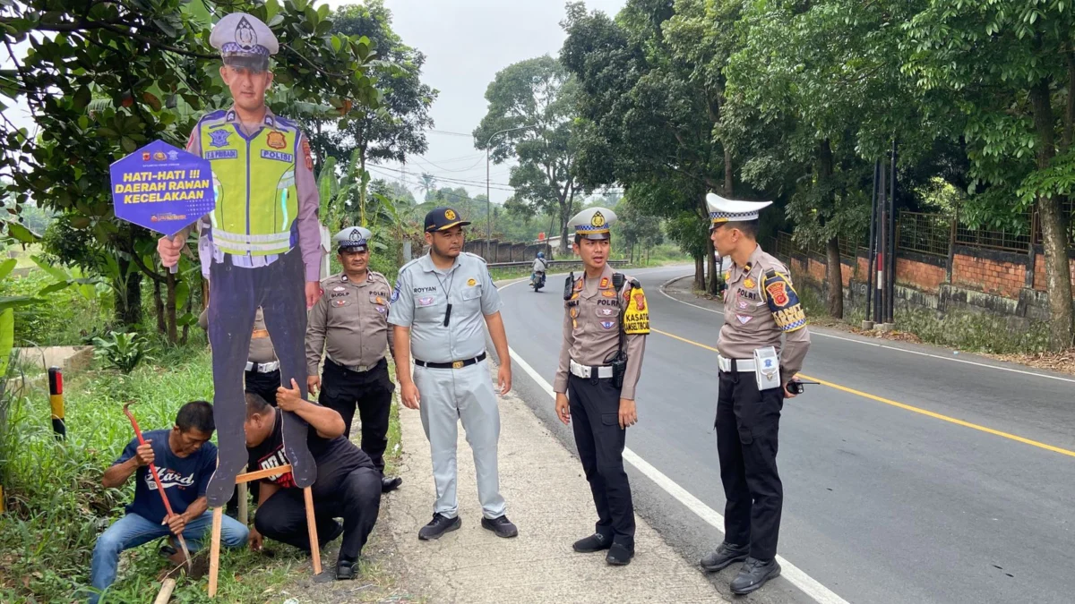 Patung polisi