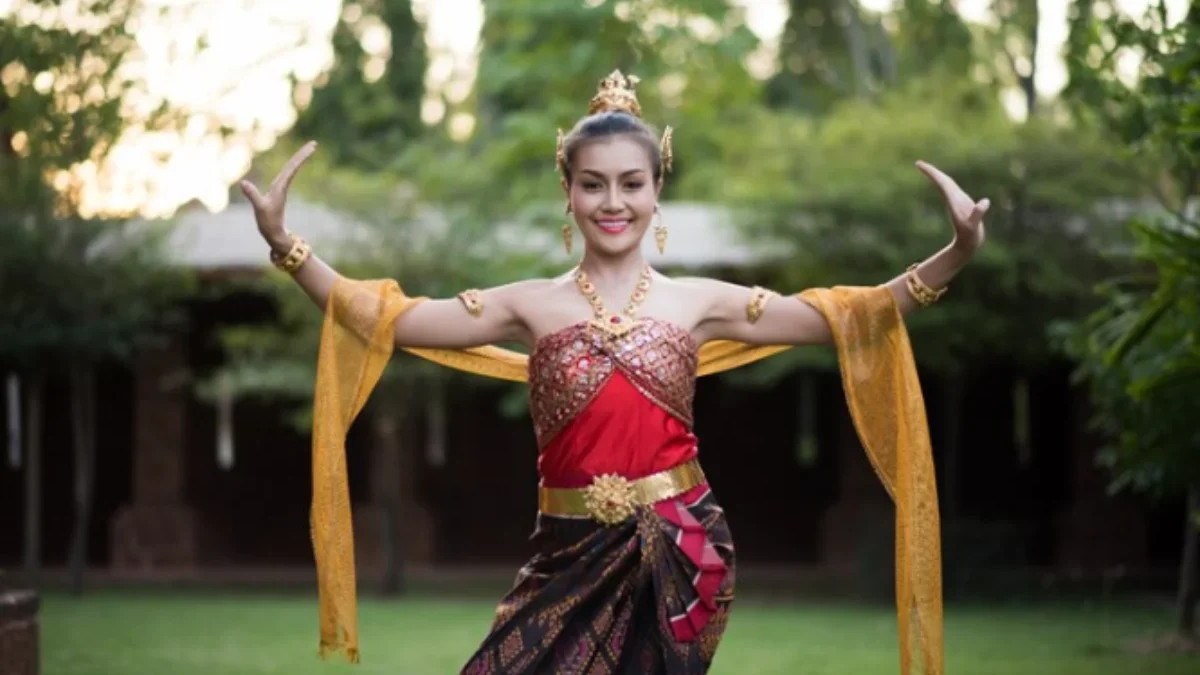 Menelusuri Jejak Menelusuri Jejak Budaya Cianjur: Darudaya Cianjur: Dari Tari Jaipong hingga Seni Tradisional