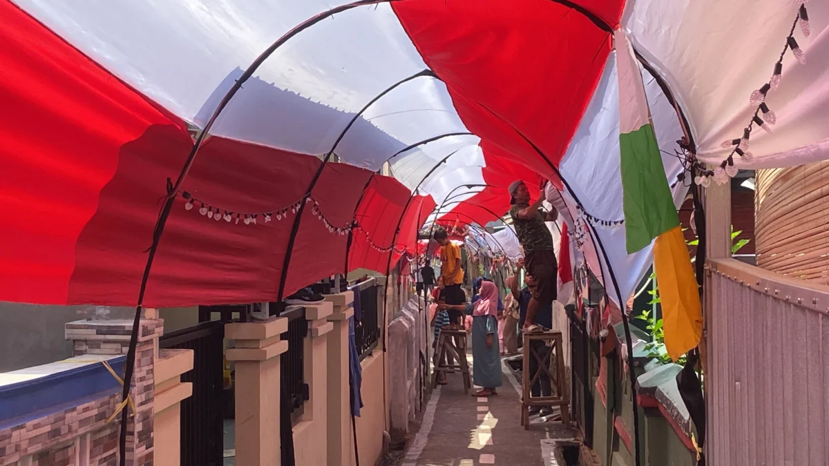 Terowongan Bendera Merah Putih