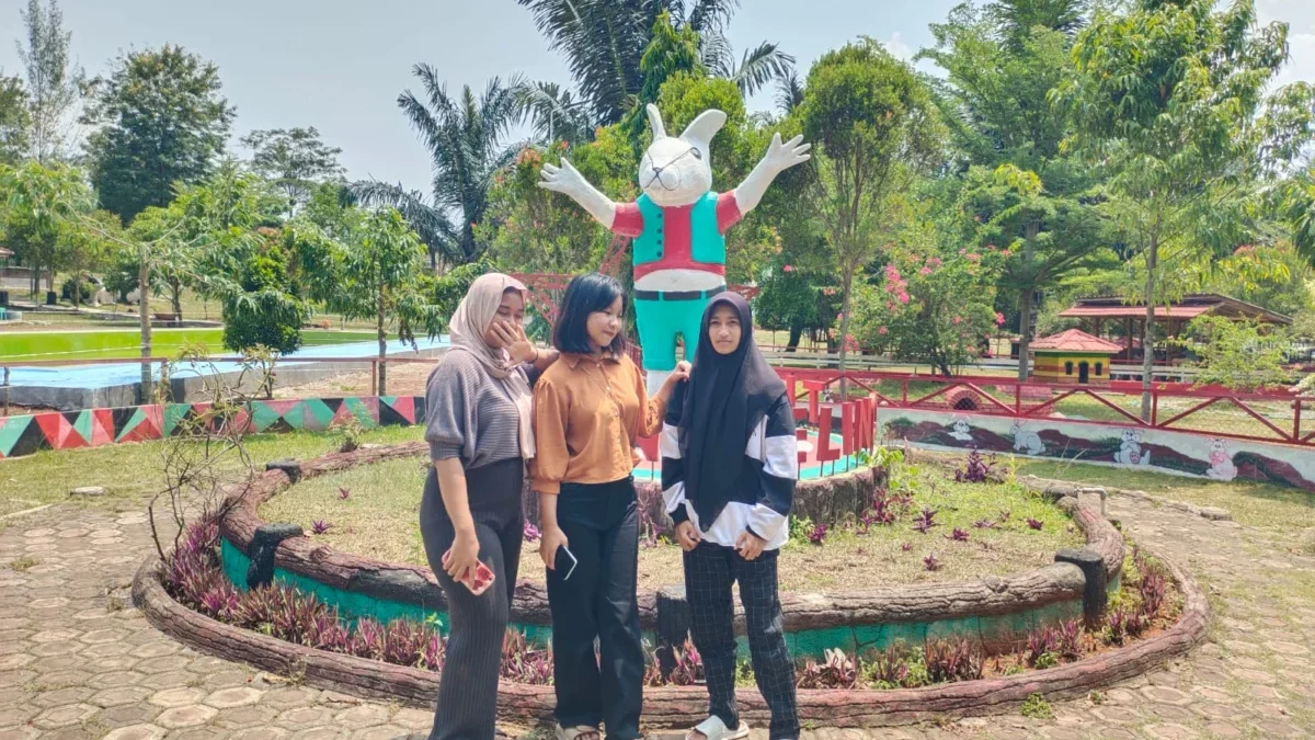 Wisata Taman Kelinci