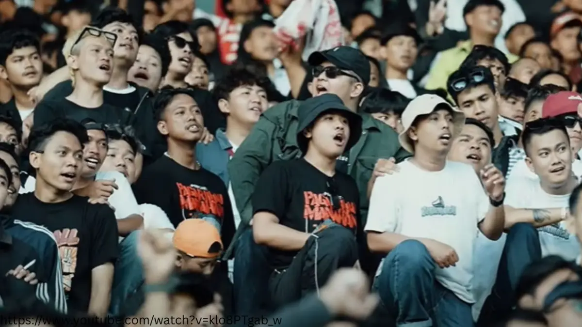 Persis Solo