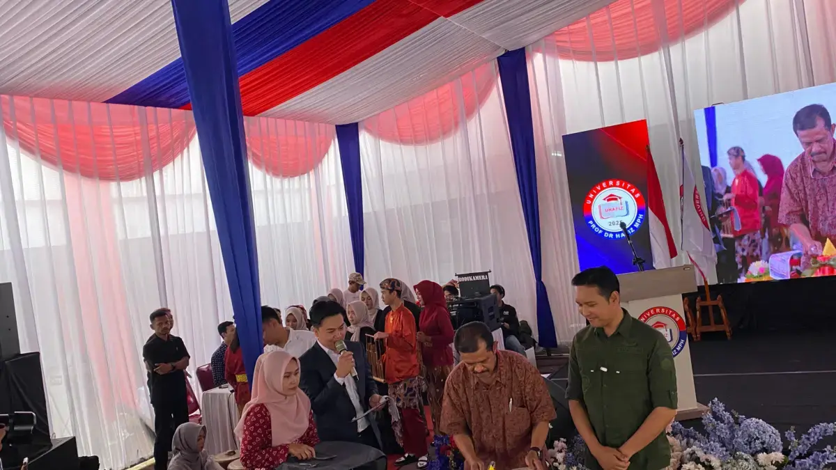 peresmian kampus