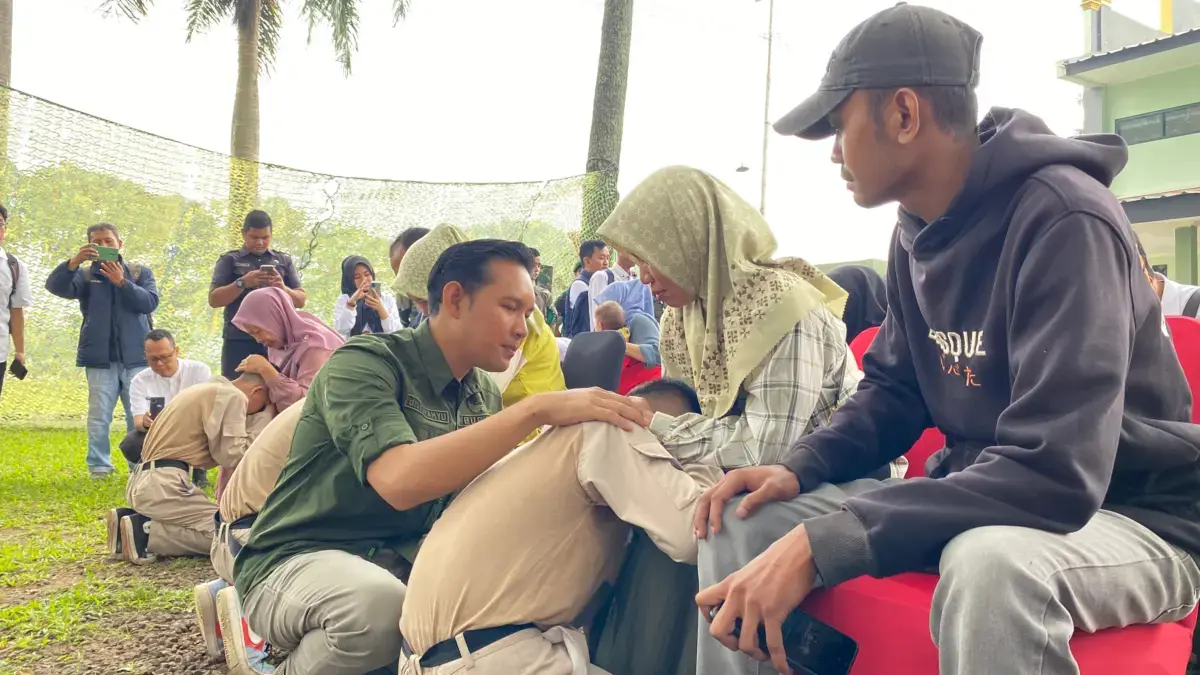 kembali ke sekolah