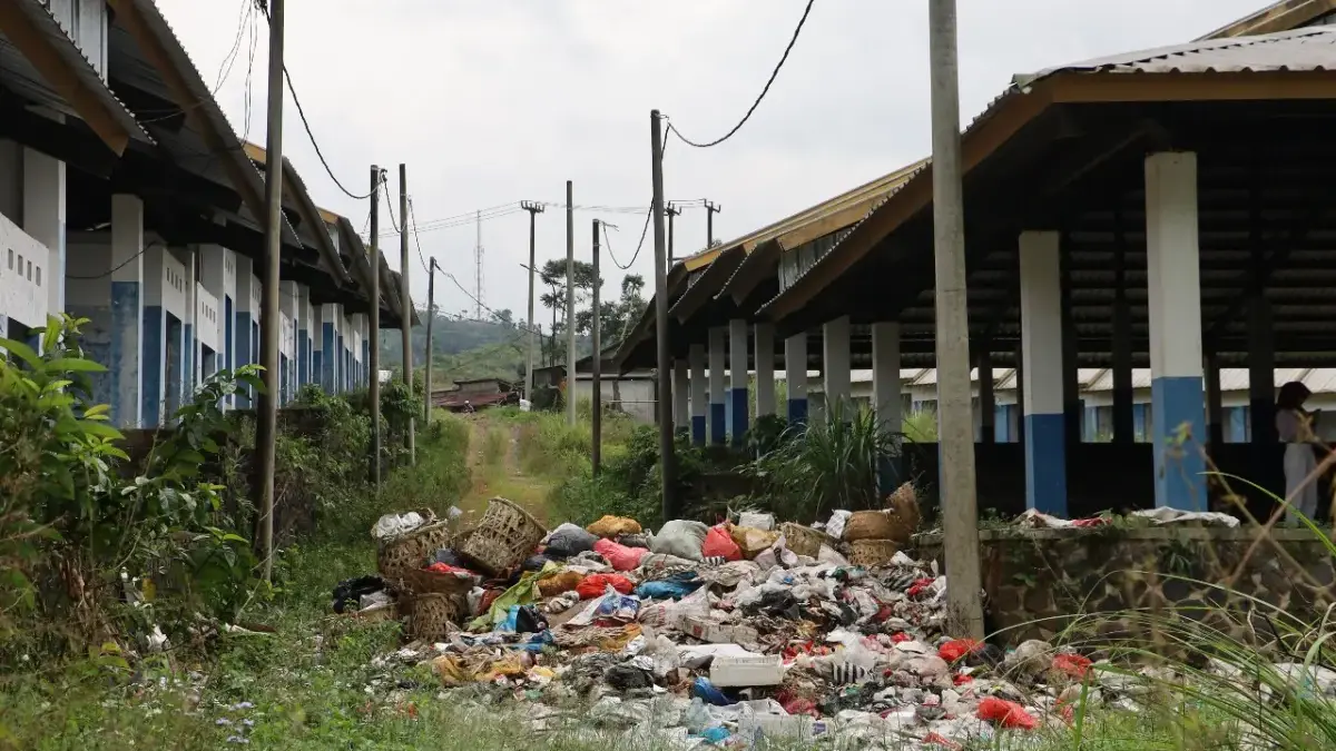 Bau sampah