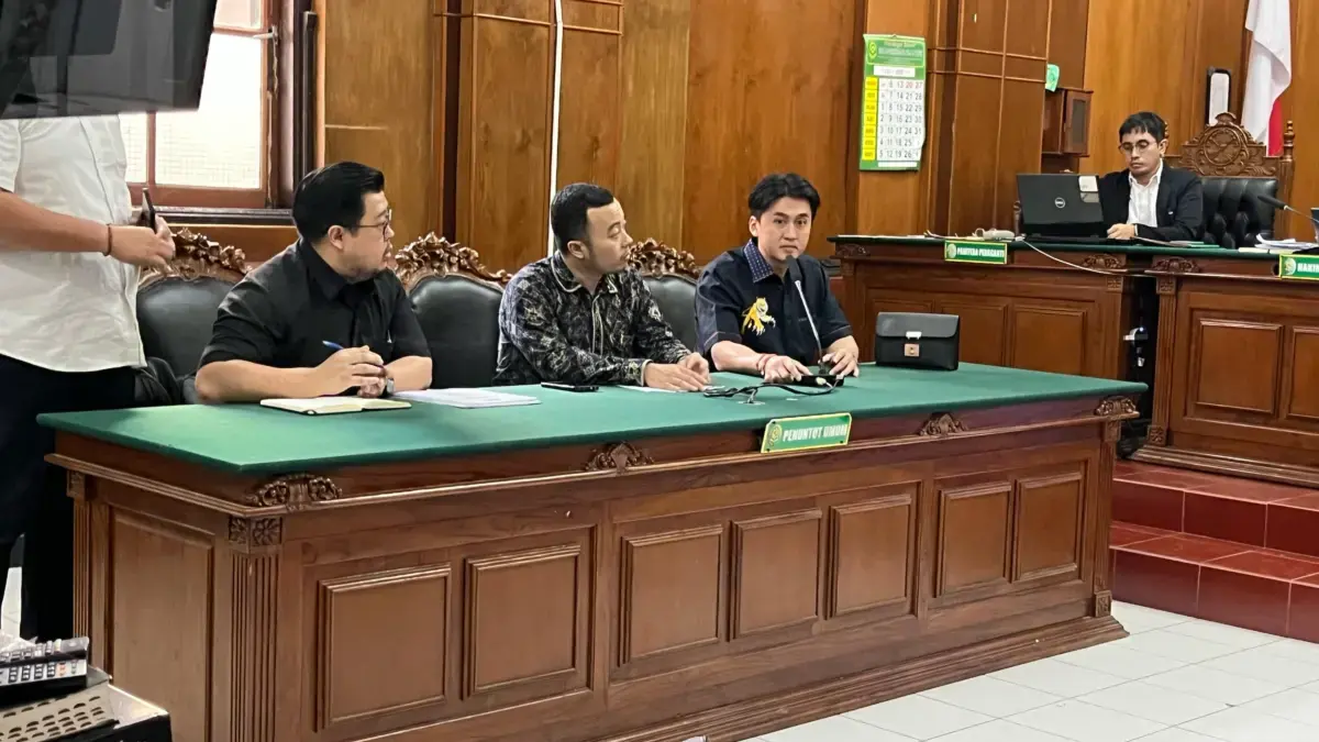 Tabloid Nyata vs Jawapos: Pertarungan Kepemilikan di Pengadilan Negeri Surabaya