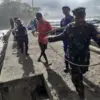 Dihantam Ombak Besar Pantai Jayanti, 67 Perahu Nelayan Tenggelam dan Rusak